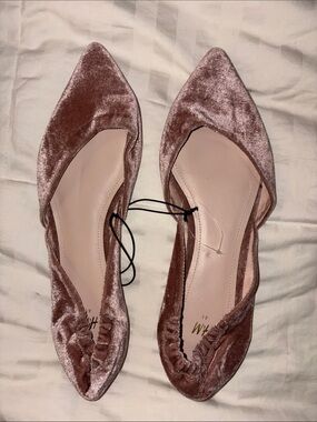 Trendy Brand New Velvet Pointed-Toe Flats in Dusty Rose🔥